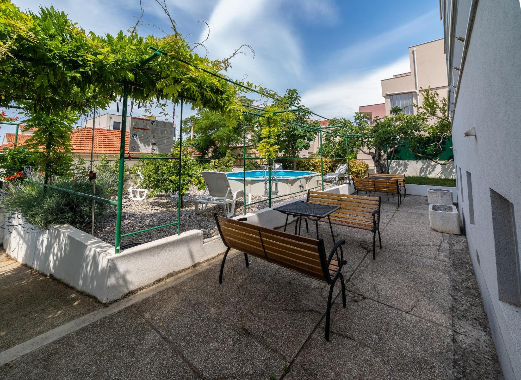 Apartments Turtle Gardens มาคาร์สกา ภายนอก รูปภาพ